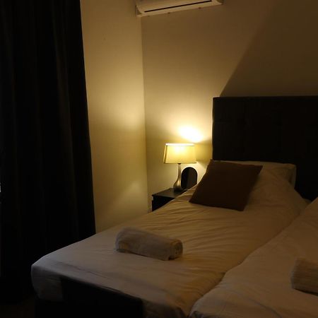 Room Stella Suite Tilburg Bagian luar foto